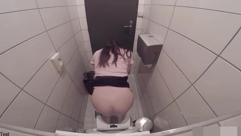 Beautiful Czech girl toilet pee 842