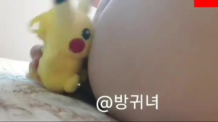 Korean girl farting on doll