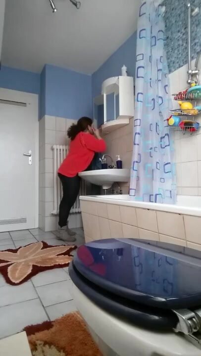 Girl spying in toilet 16