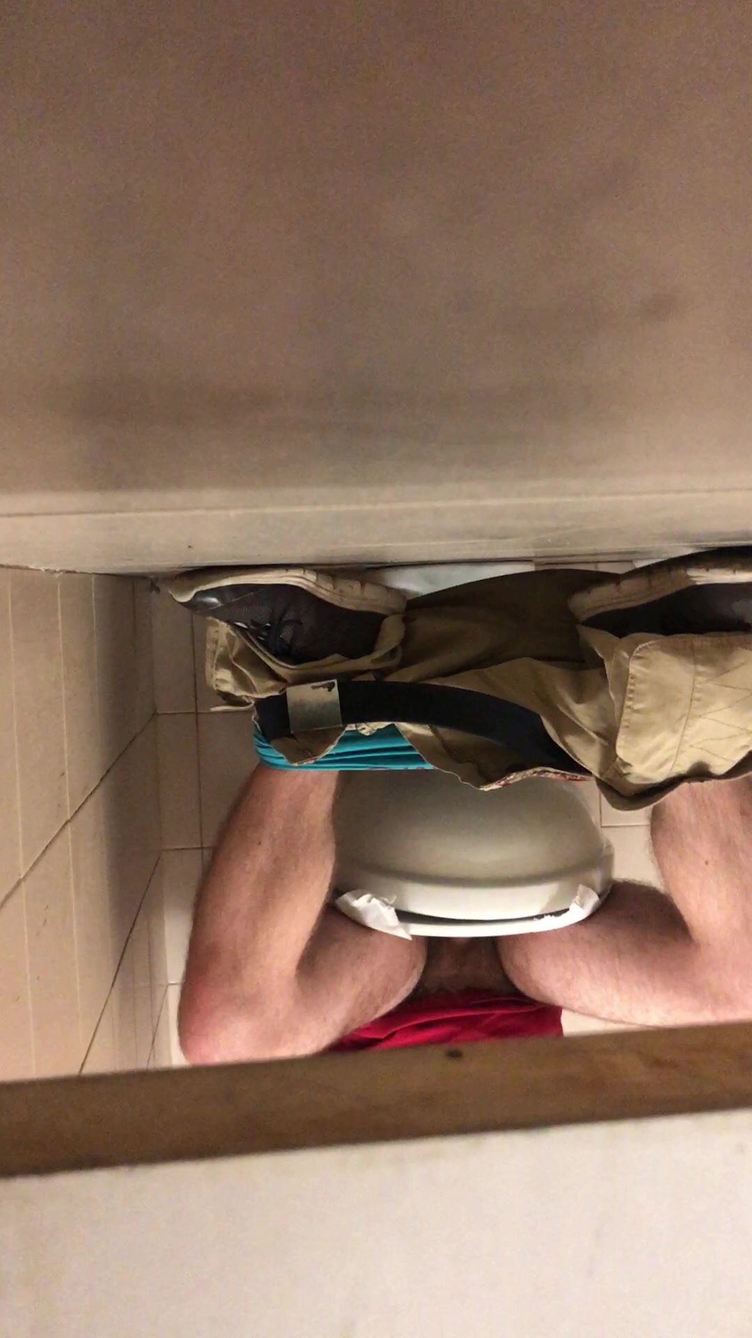 spy college toilet