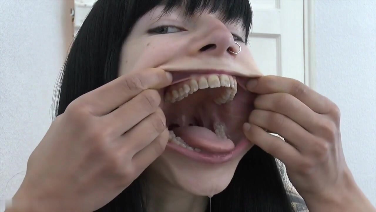 open wide babe!