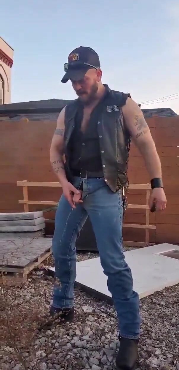 Hot, cigar-smoking alpha pisses outside at a party
