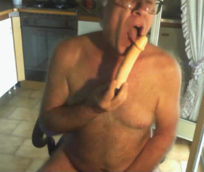 hot mature daddy with dildo03