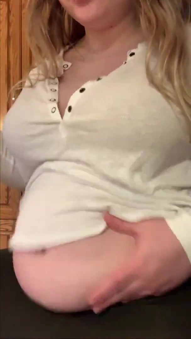 nice fatty rubs belly