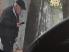 Spy grandpa piss - video 2