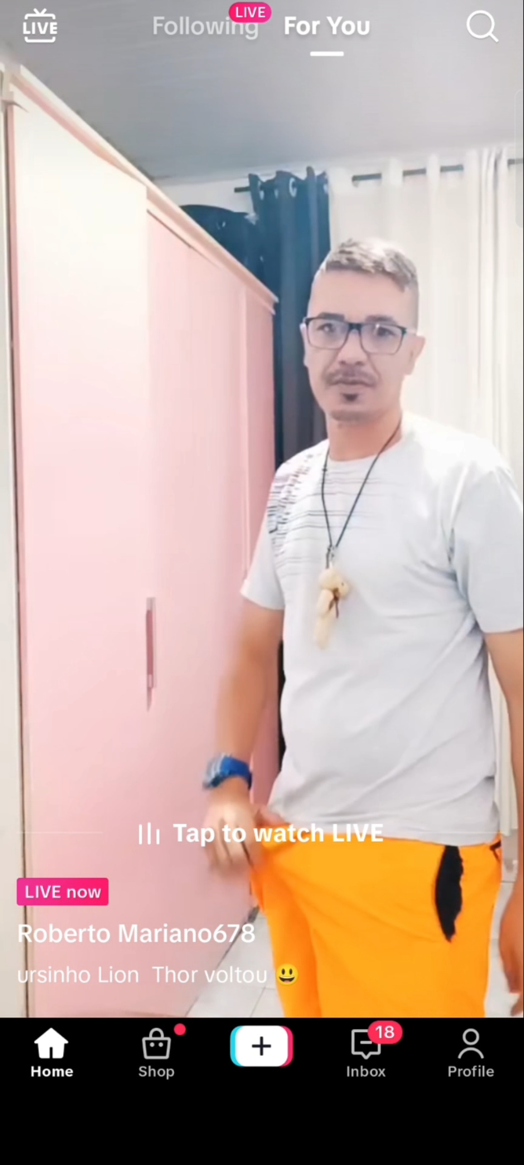 tiktok daddy shows bulge for gifts