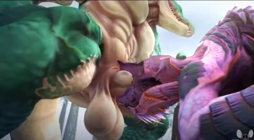 muscle Gator gives his big cock to sucking