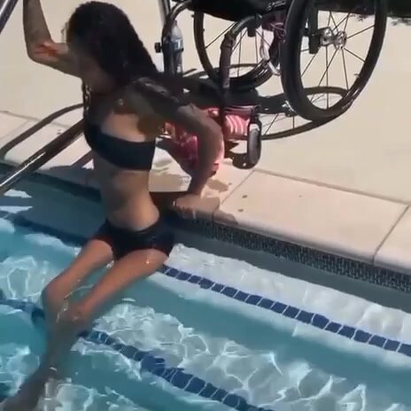 Paraplegic swimming pool