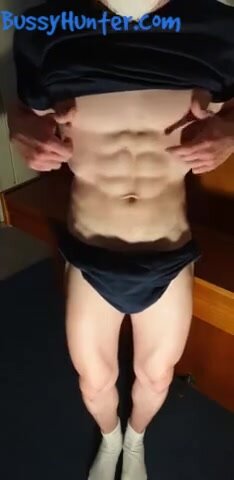Quattro4fans - Muscle Naked Flex Show