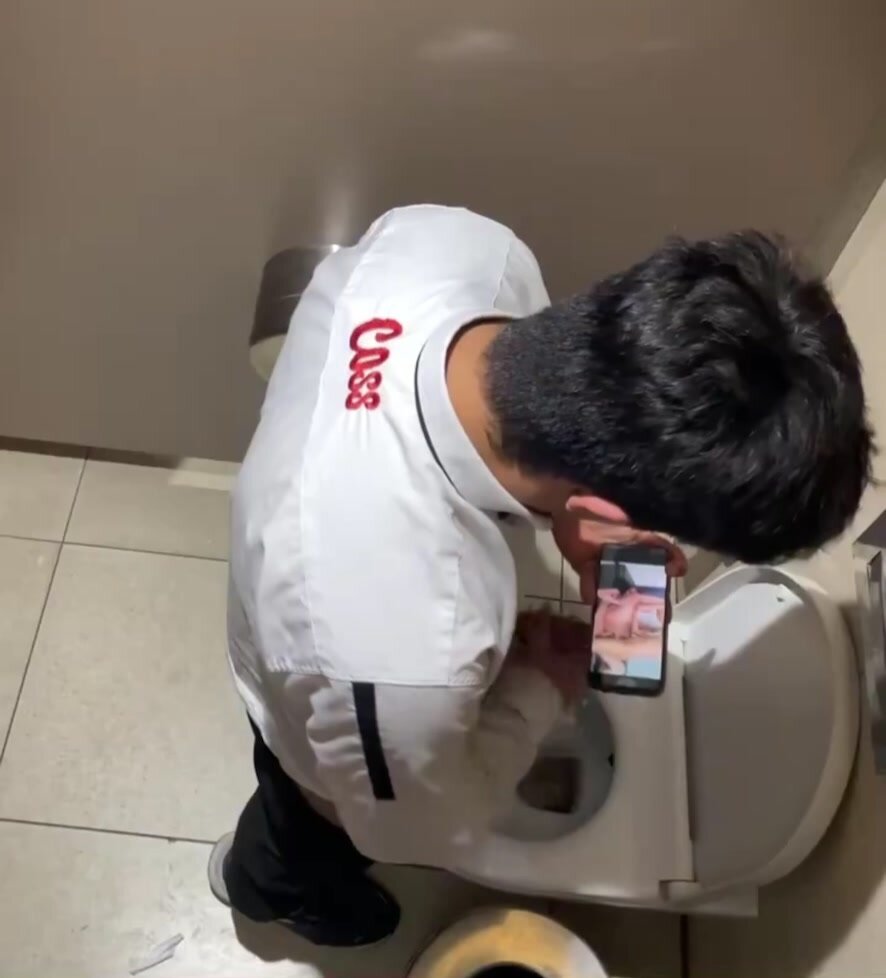 Spying - Turkish Guy Cumming - video 2