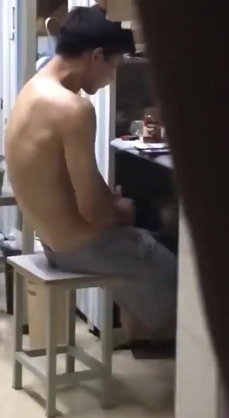 Chinese Roommate Caught Jacking Off in Uni Dorms