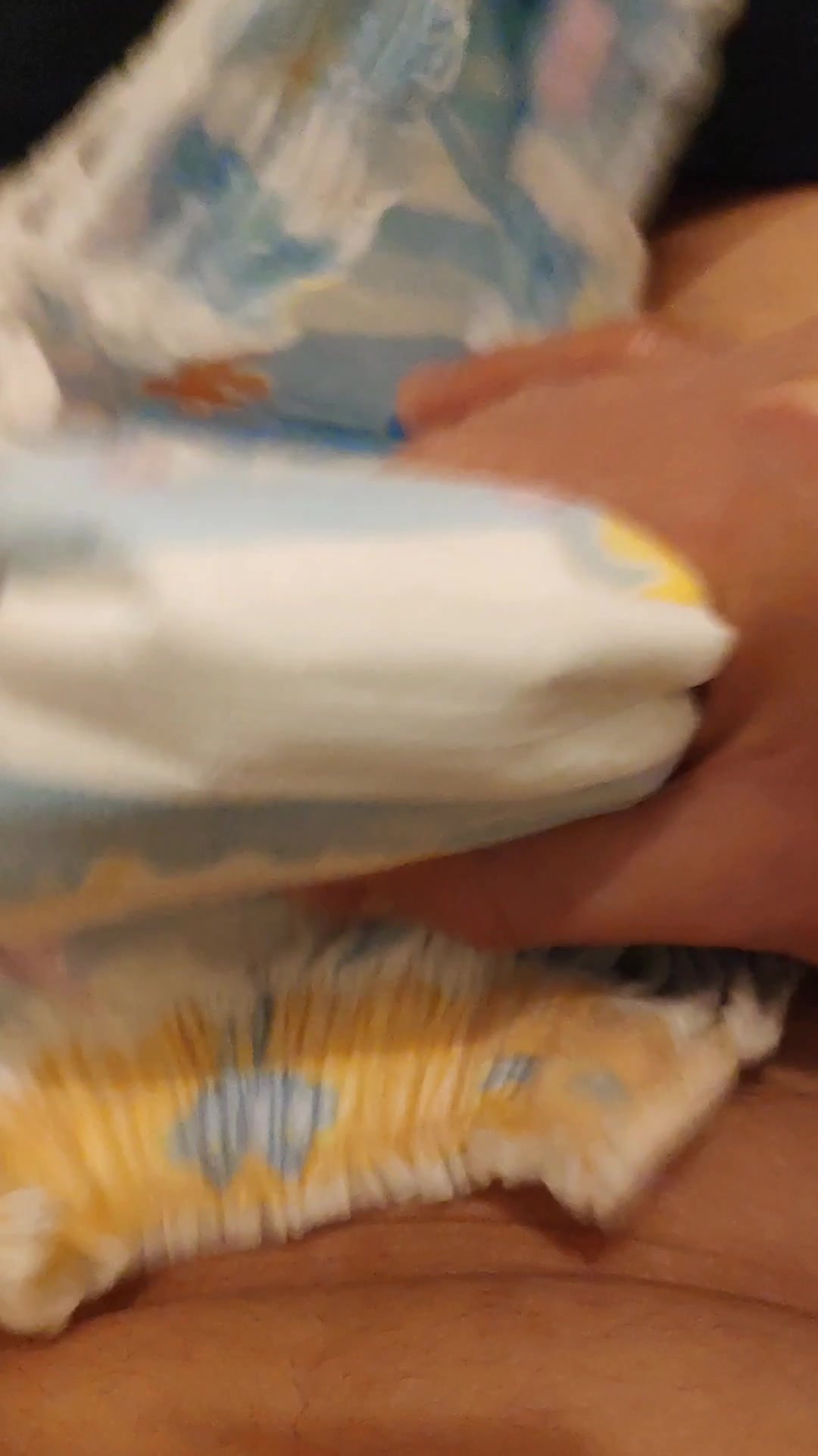 Trying to cum in this Super cute Baby shark diaper