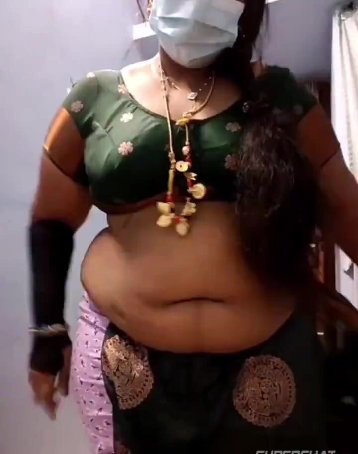 Tamil aunty saree