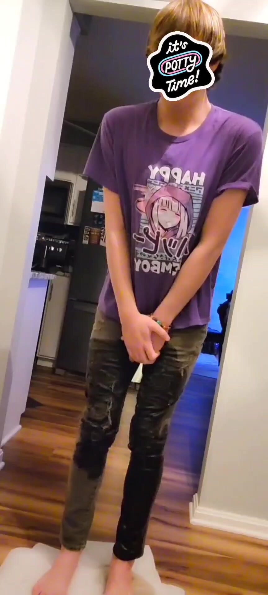 Femboy Pees His Jeans