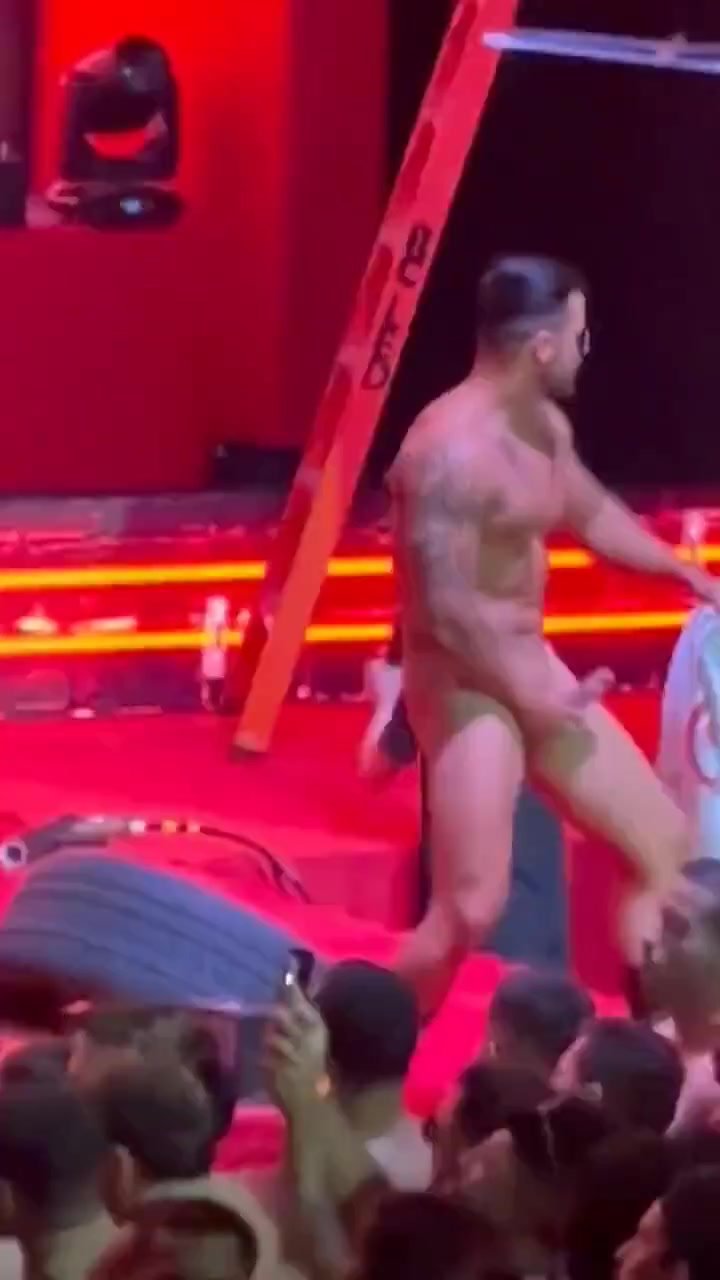 sexy stripper with big dick on stage15