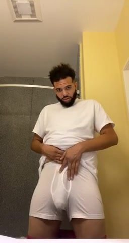liteskin bathroom tease