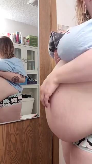 Belly fat girl - video 2