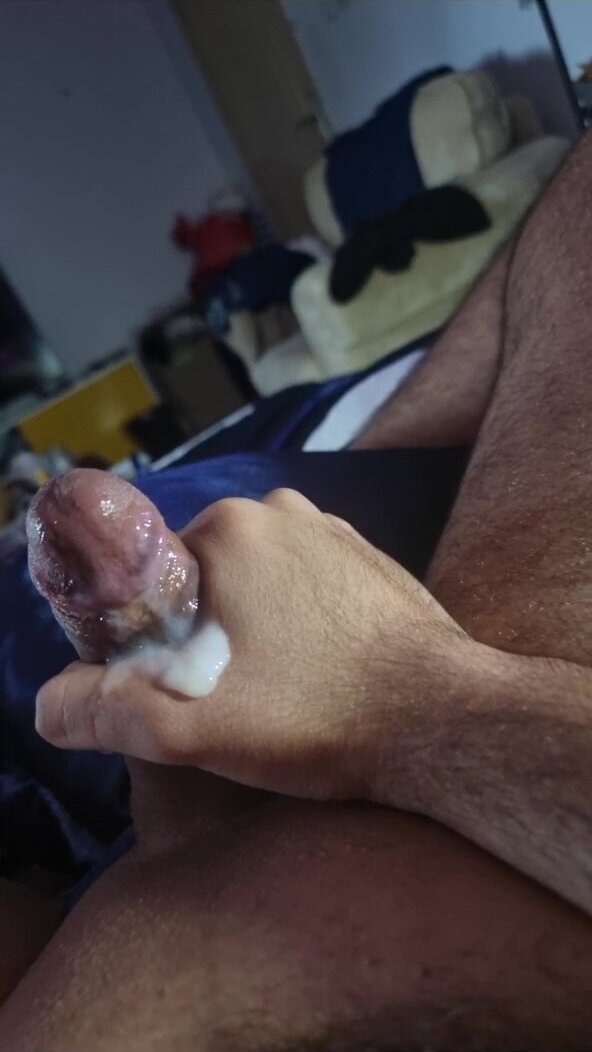 Look at my cum