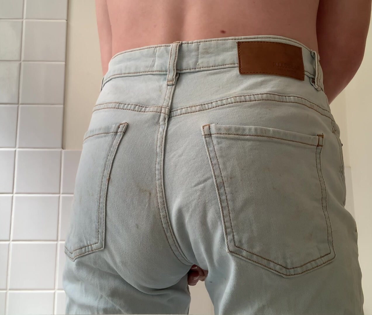 Another messy jeans poop