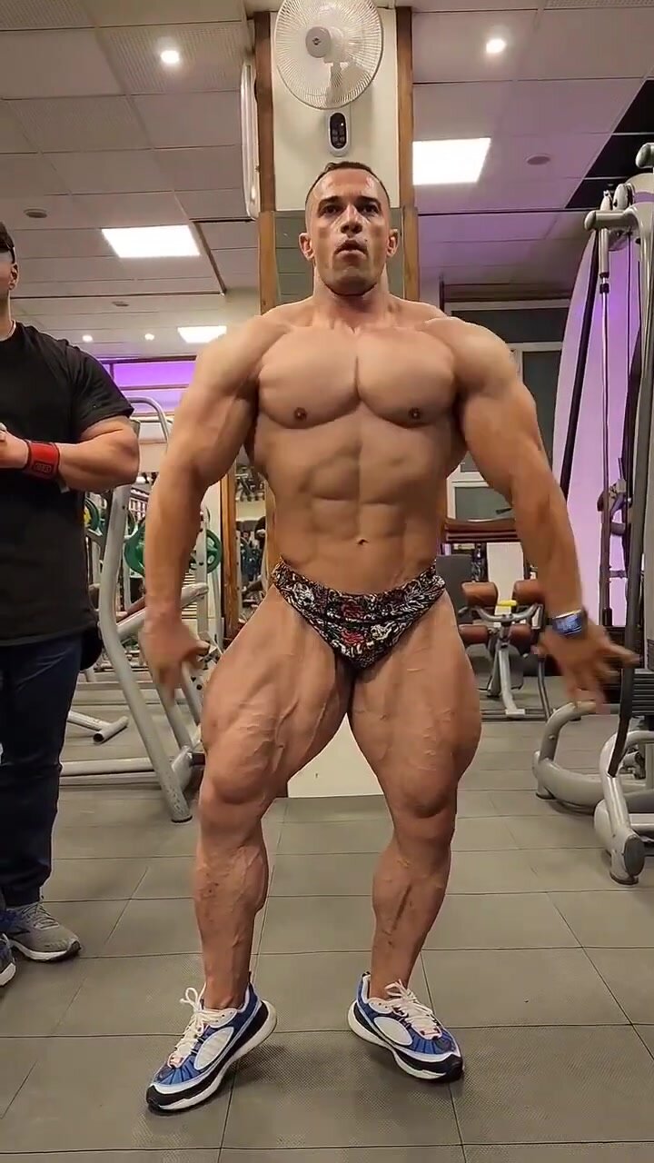 Big Shredded Bodybuilder