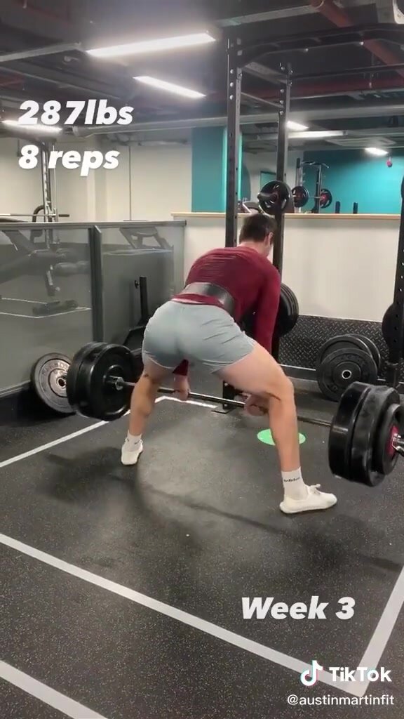 Austin with that booty - video 3