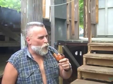 PIPE STUD SMOKING HIS BOSWELL