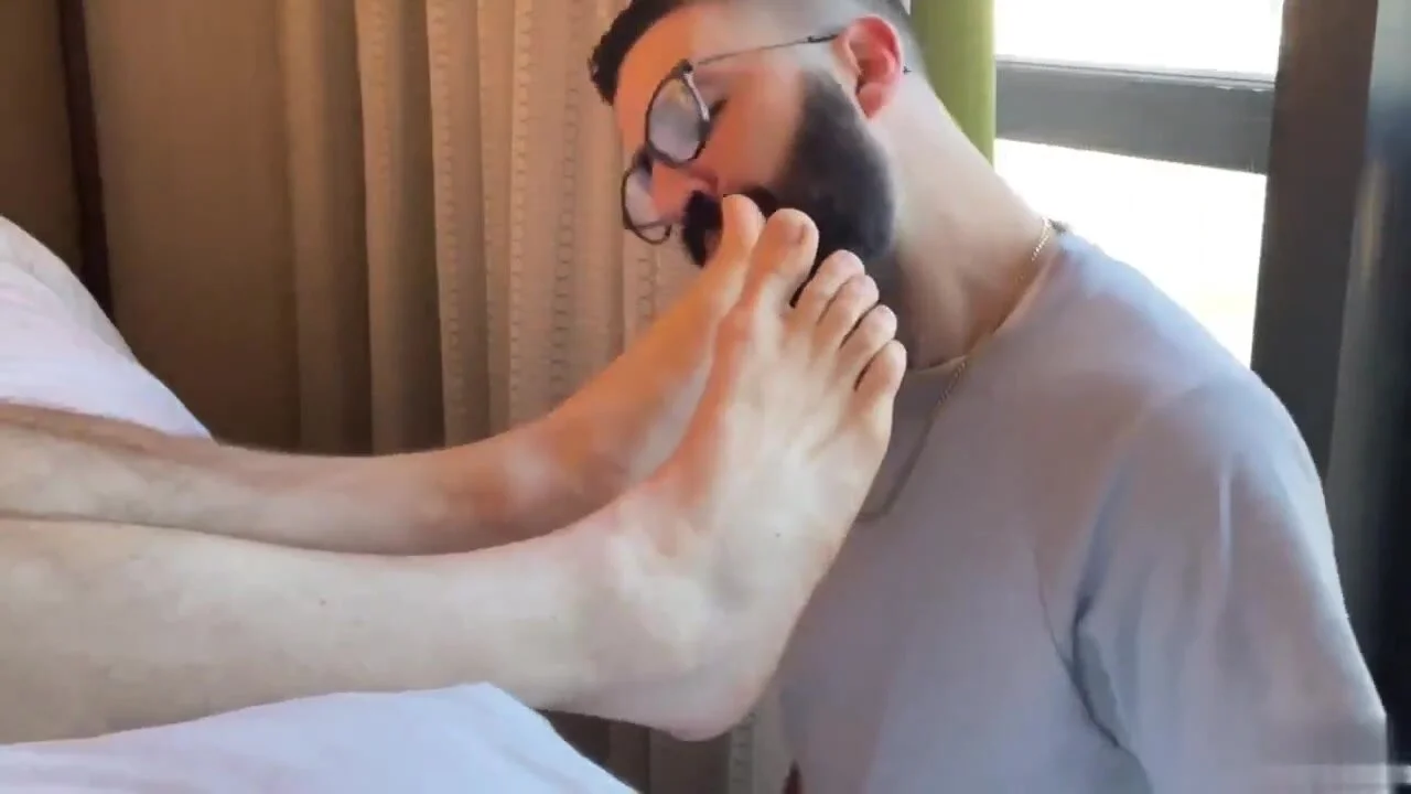 Sexy Puerto Rican Gets Feet, Cock, & Hole Worshipped P2 - ThisVid.com