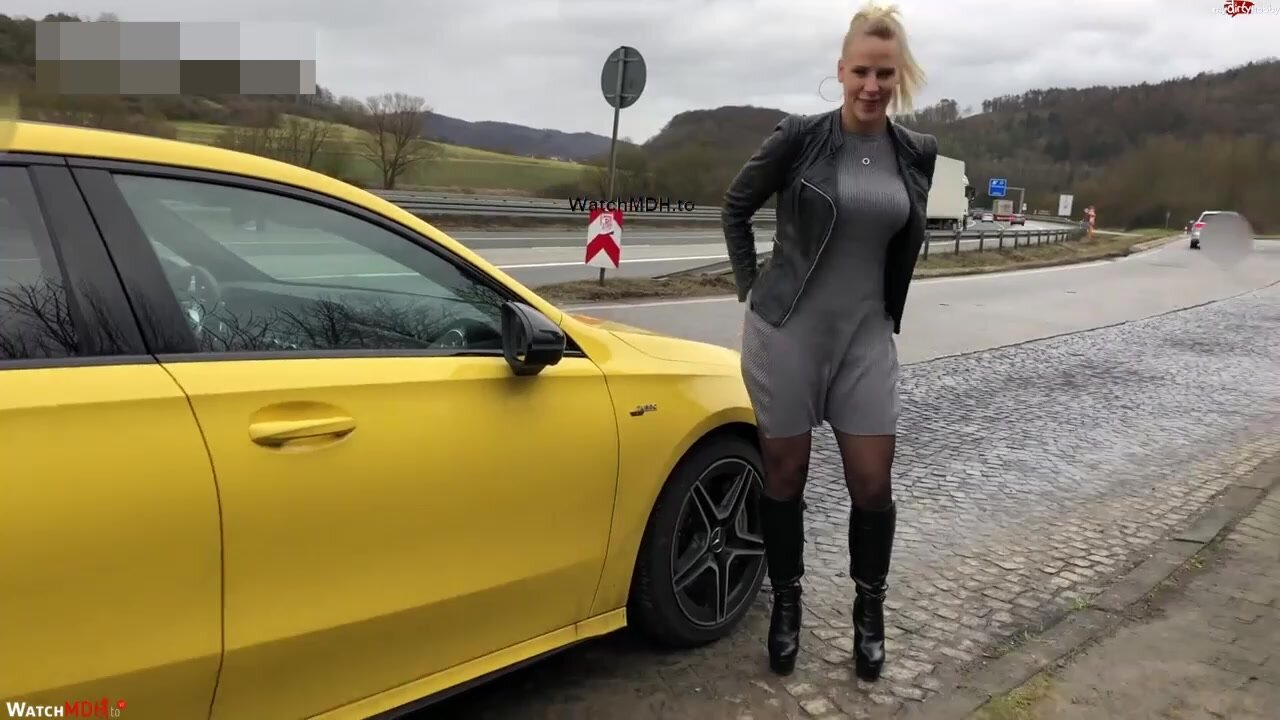 Beautiful German woman road pee 923