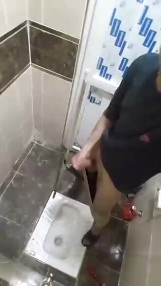 Turkish Horny Boy Cumming in Toilet