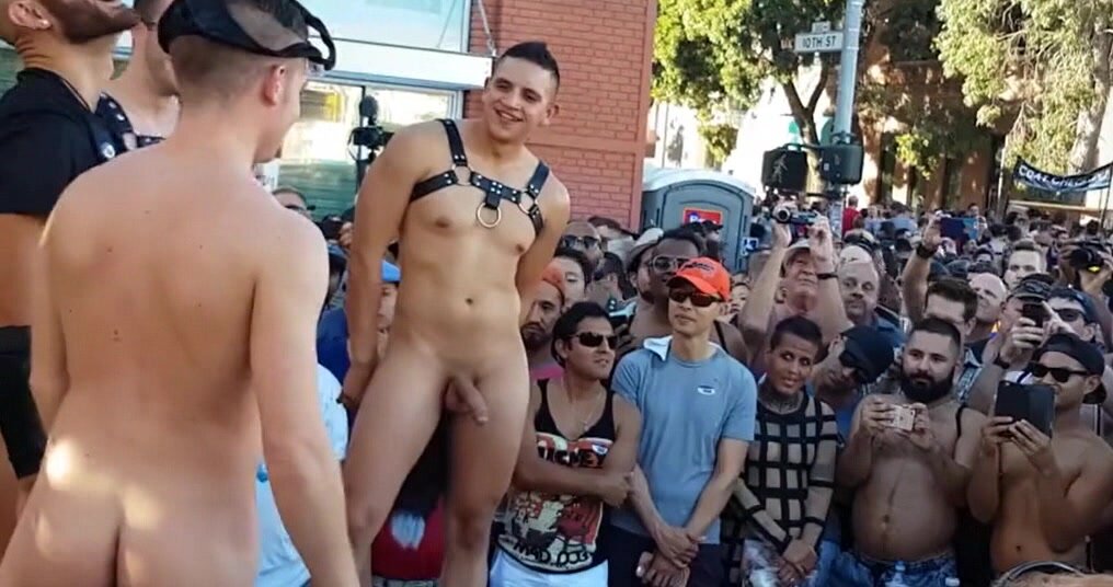 Stripped Guy - Public - Stage