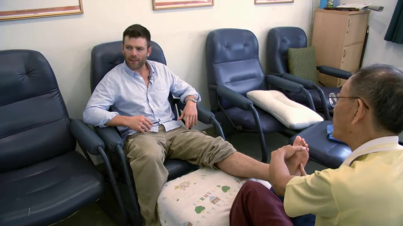 Traveler gets a foot massage