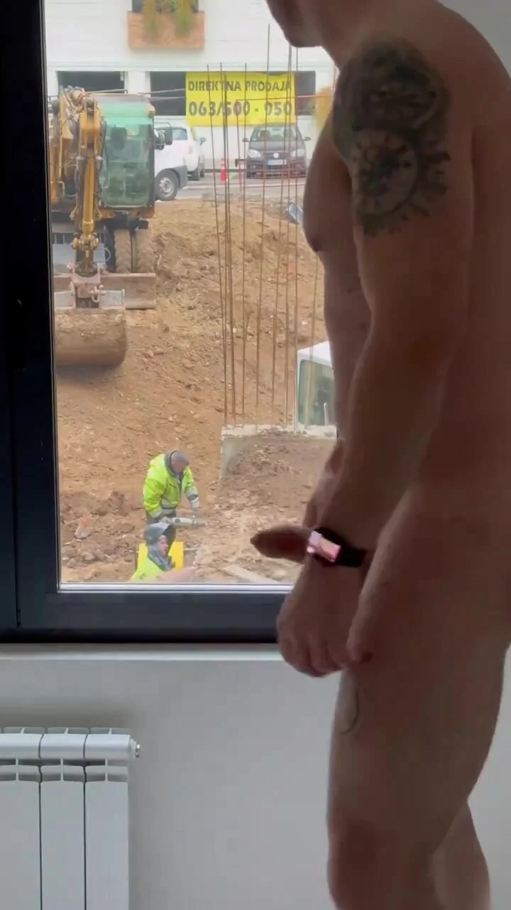 Wanking for a construction worker 1 - ThisVid.com