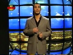 TV Catalàn Male naked news