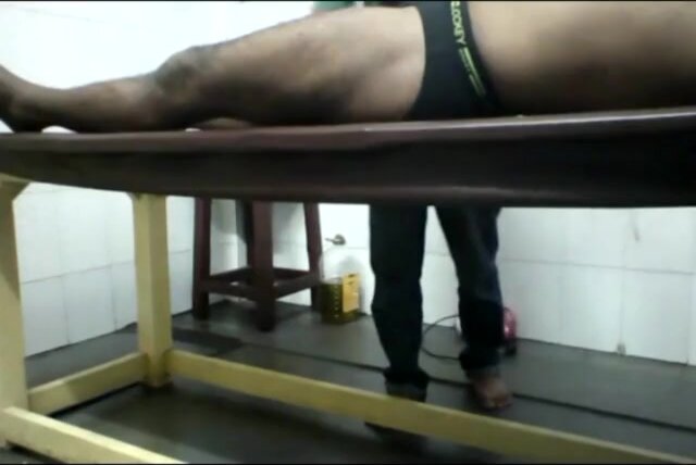 Black Guy Massage Release Spa
