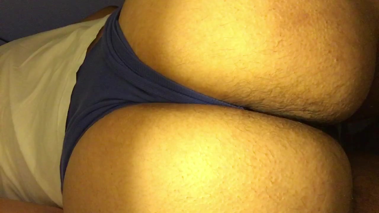 Fattest Ass on thisvid farting