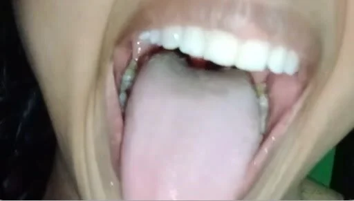 Girlfriend Tongue - Desi indian girlfriend spit and tongue fetish - ThisVid.com