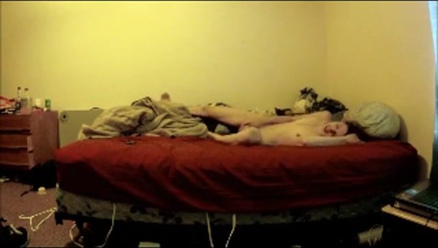 masturbation on bed - video 2
