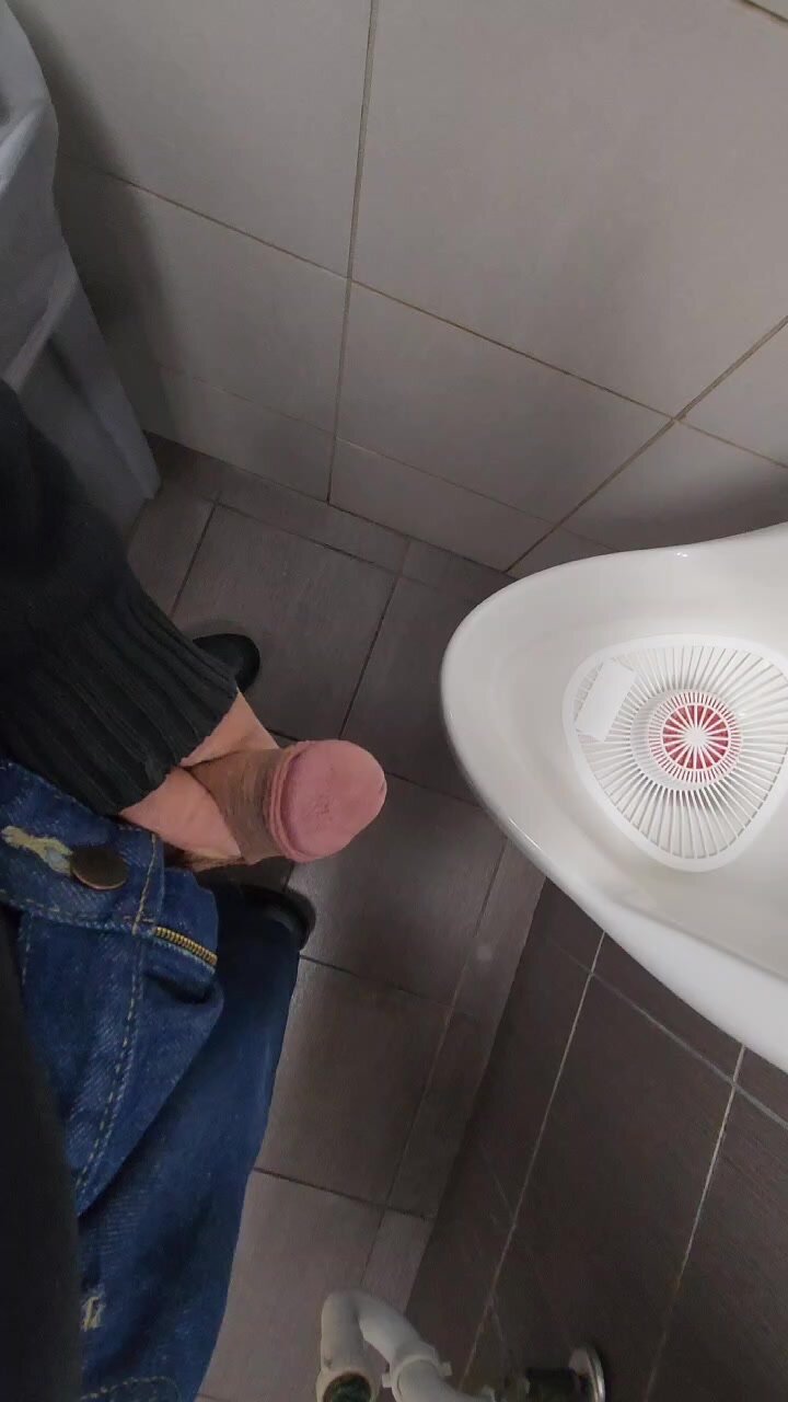 Urinal - video 45