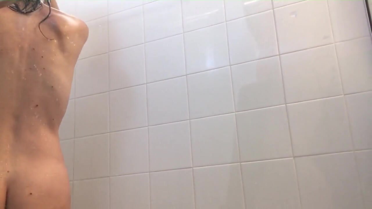 Shower spy - video 64