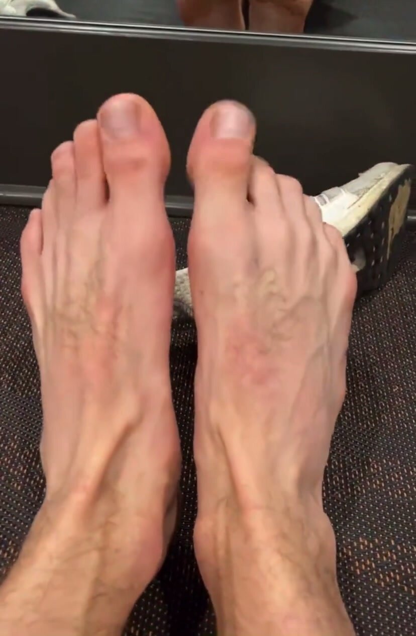 Jock gym feet