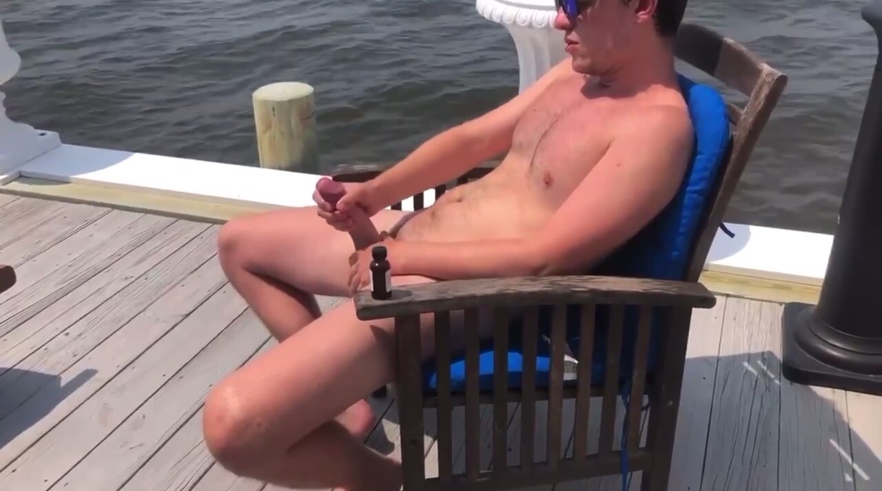 Cute Younger Guy Poppers Up His Cock on the Dock!