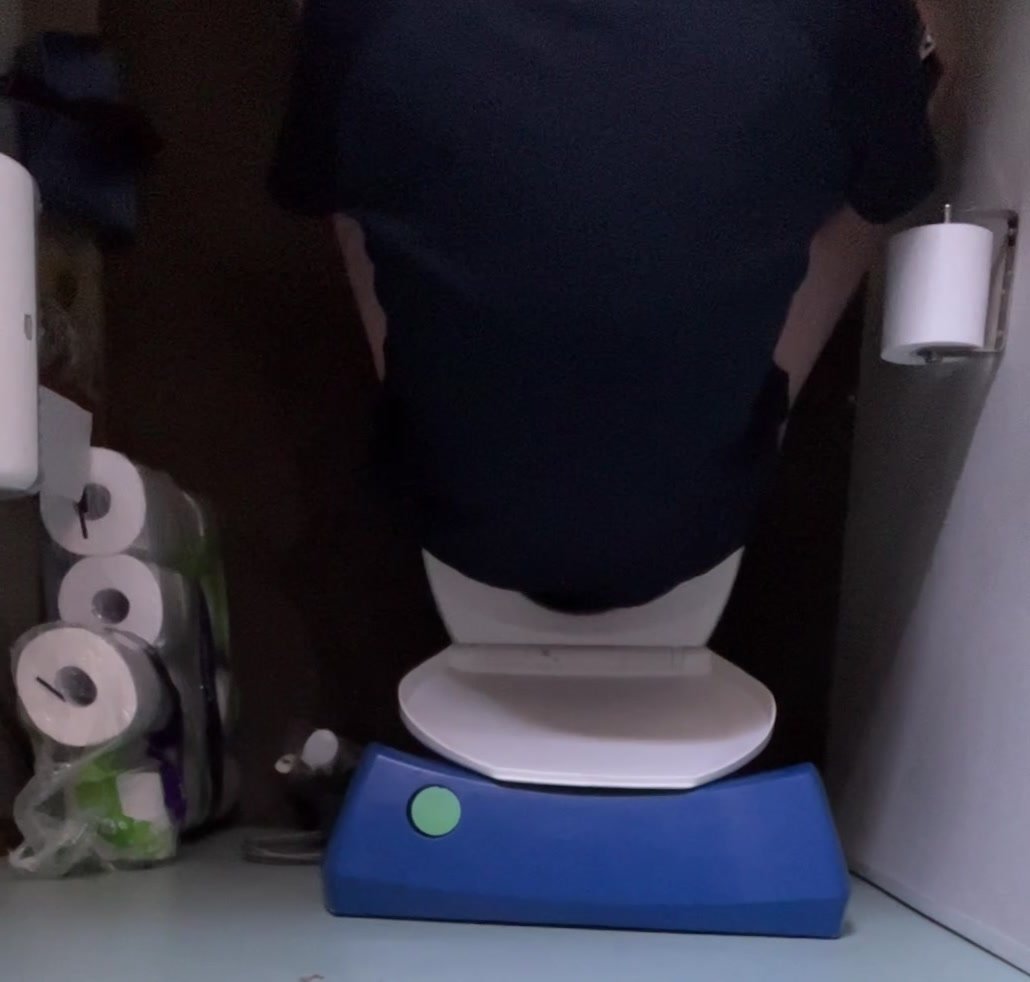 Work toilet - video 3
