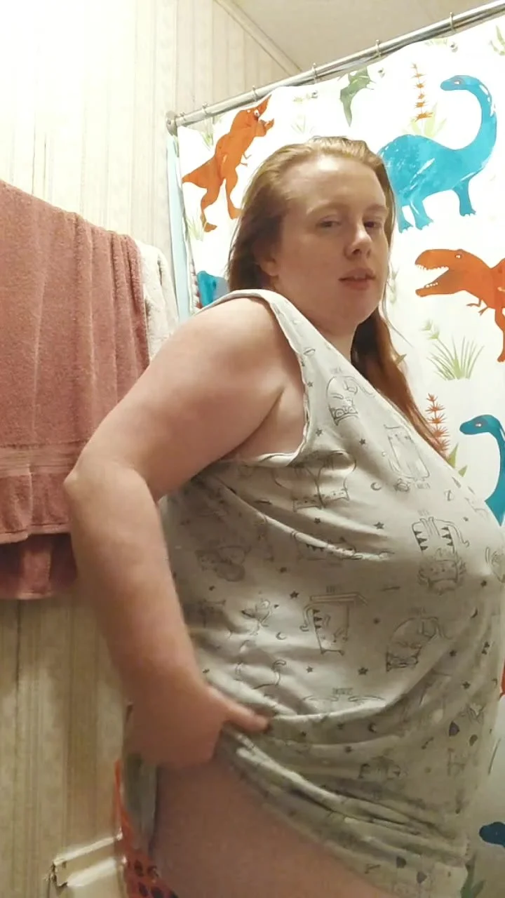 Huge BBW Mommy Striptease - ThisVid.com En español