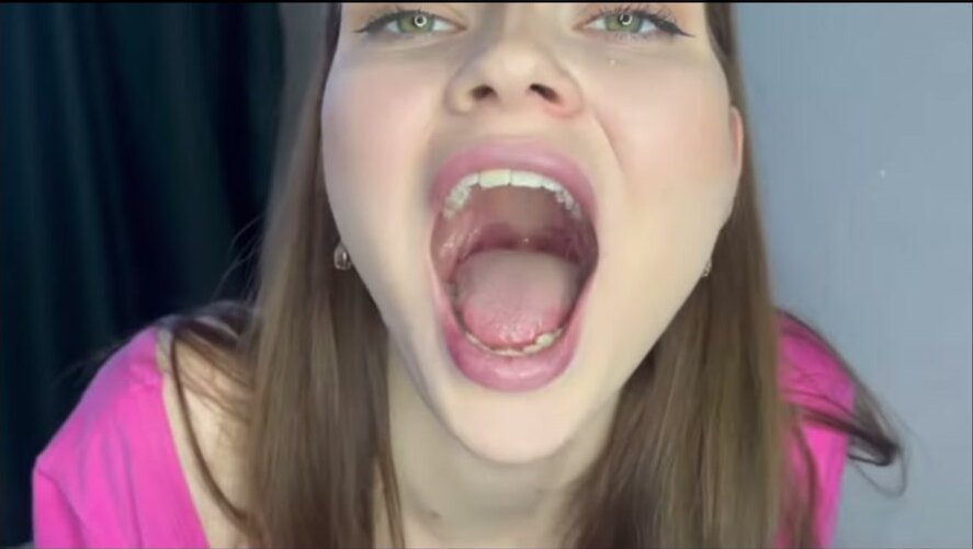 Hot girl shows her mouth