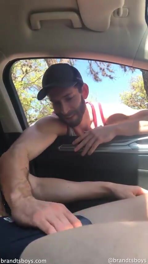 Straight guy hooks up with gay in car