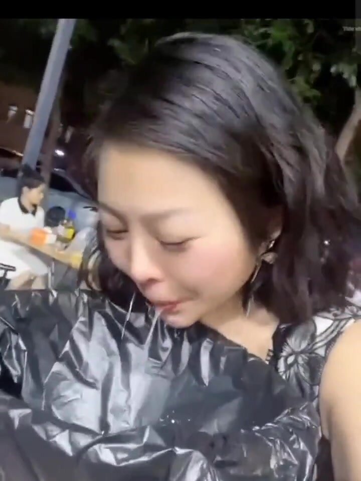Chinese girl vomit - video 42