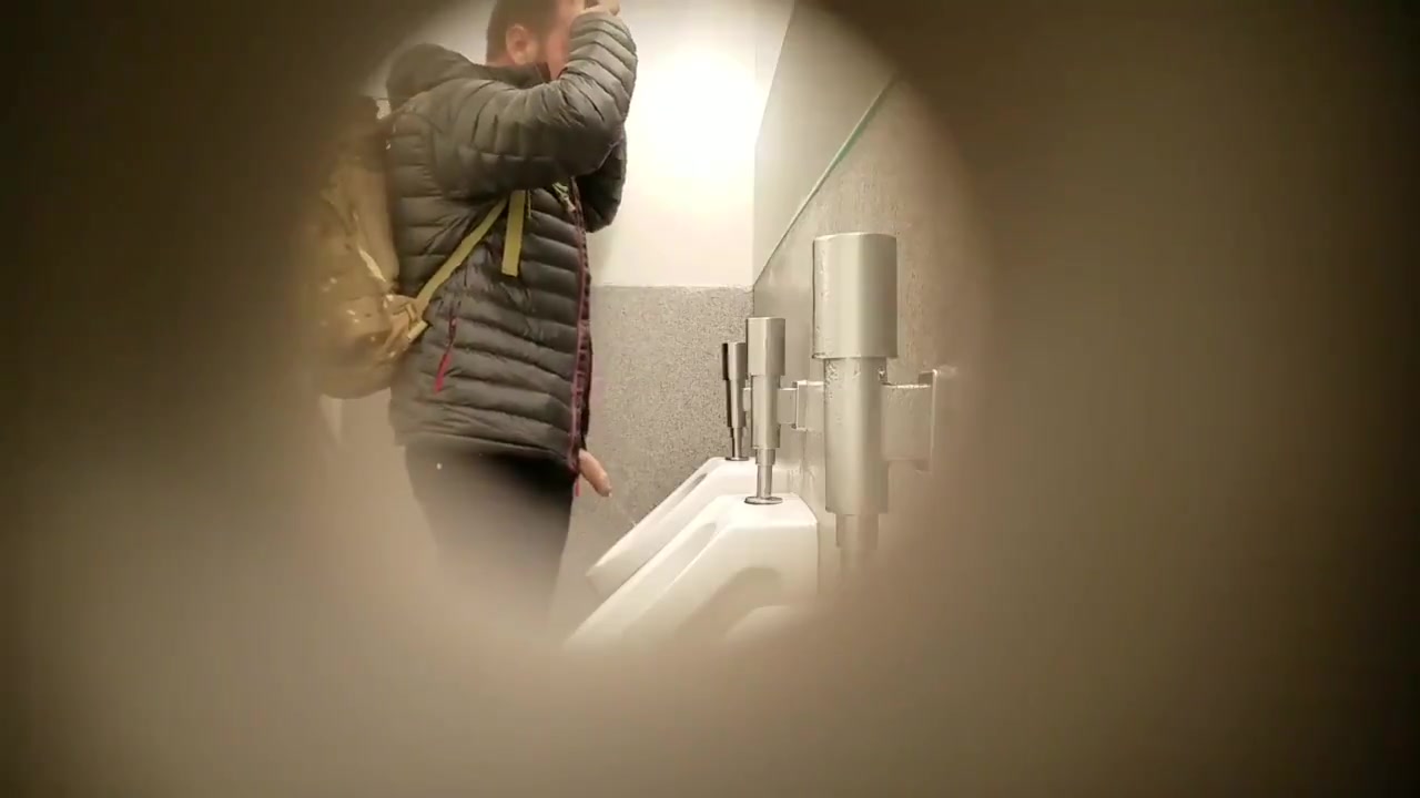 Spy video: BIG COCK AT THE URINAL 55.