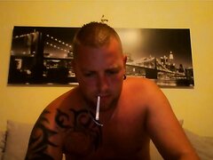 Sexy stupid smoker