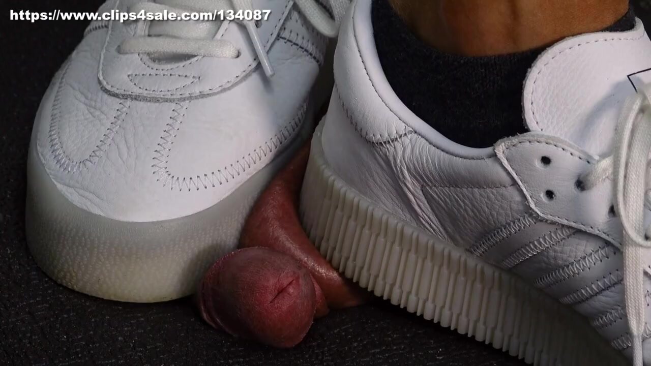 cock trample in shoes