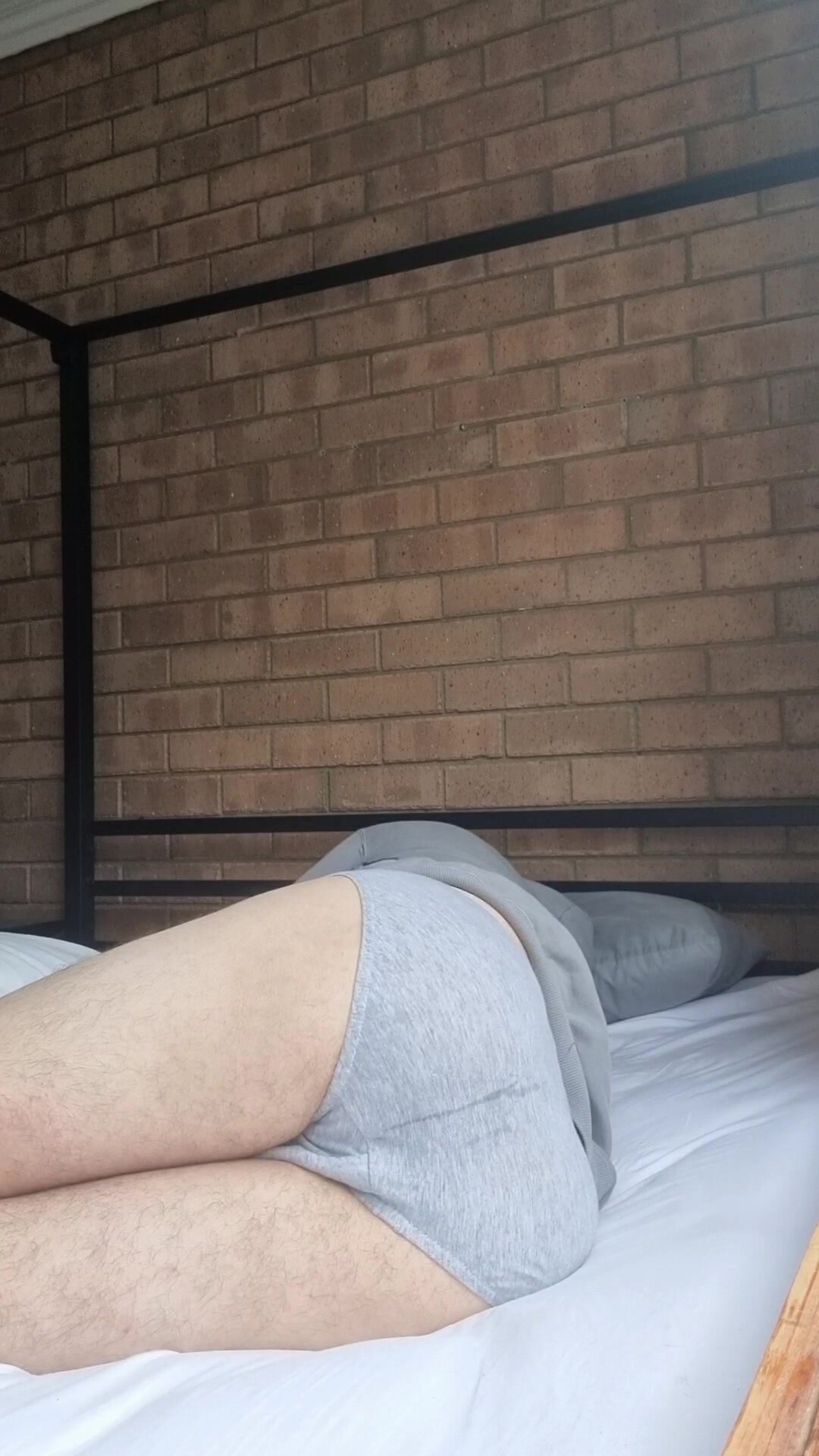 Pooing the bed - video 2
